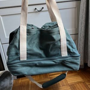 Lo & Sons Green Catalina Deluxe weekender / carry-on bag - Canvas